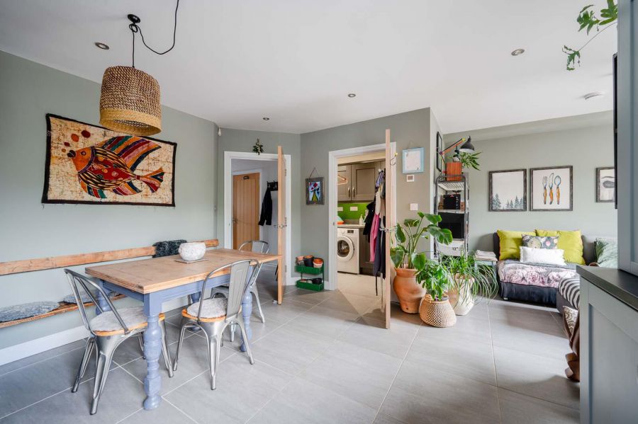 49 Village Brow
