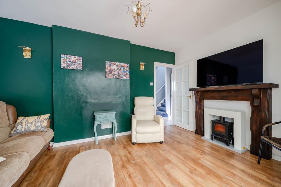 24 Wood End