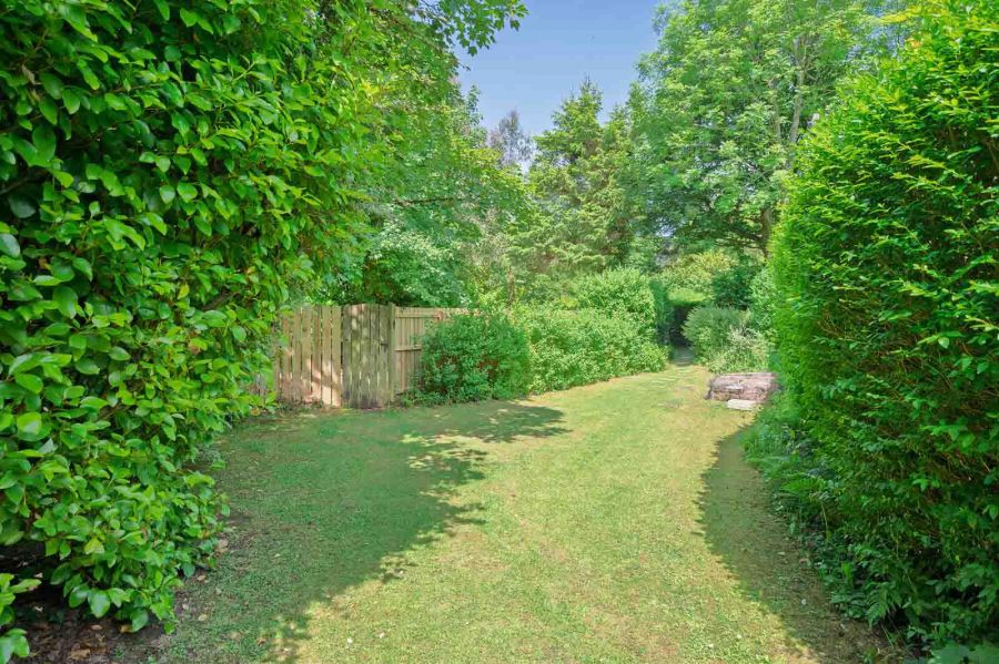 98 Church Road
