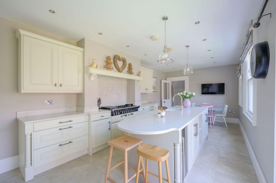 2 Ardlee Avenue