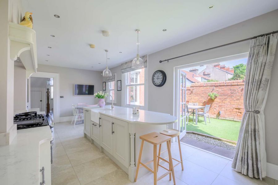 2 Ardlee Avenue