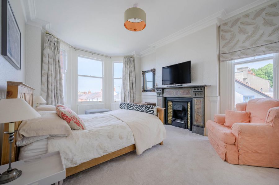2 Ardlee Avenue