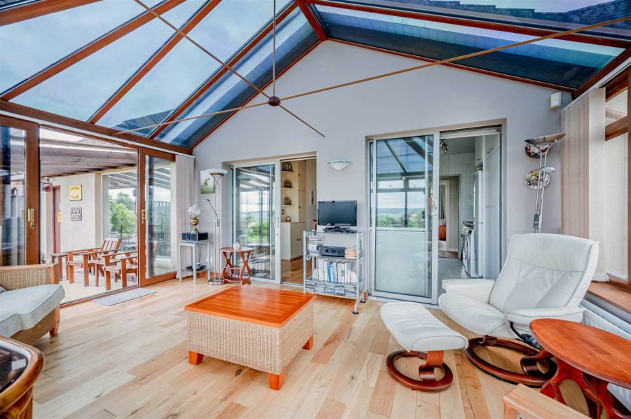 4 Rathmoyle Park
