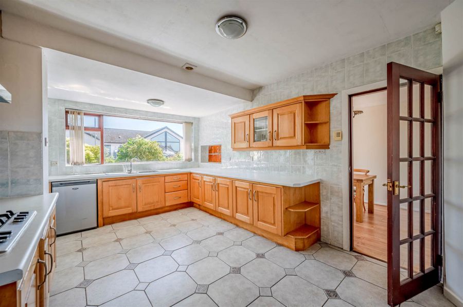 14 Rathmoyle Park