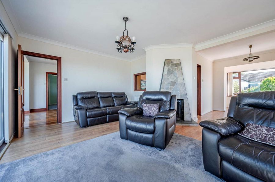 14 Rathmoyle Park