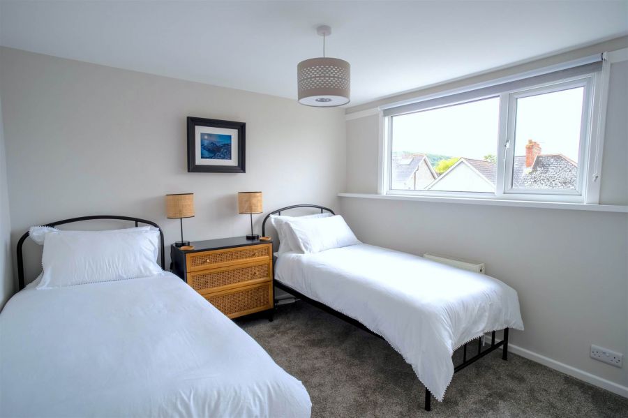 95 Downshire Road