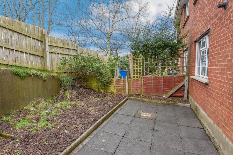 54 Strathearn Court