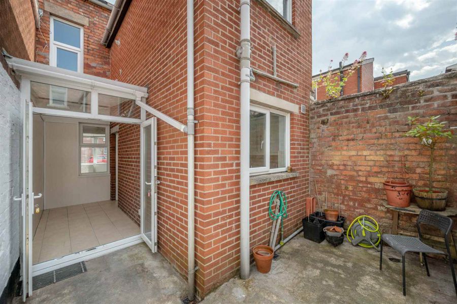 57 Downshire Road