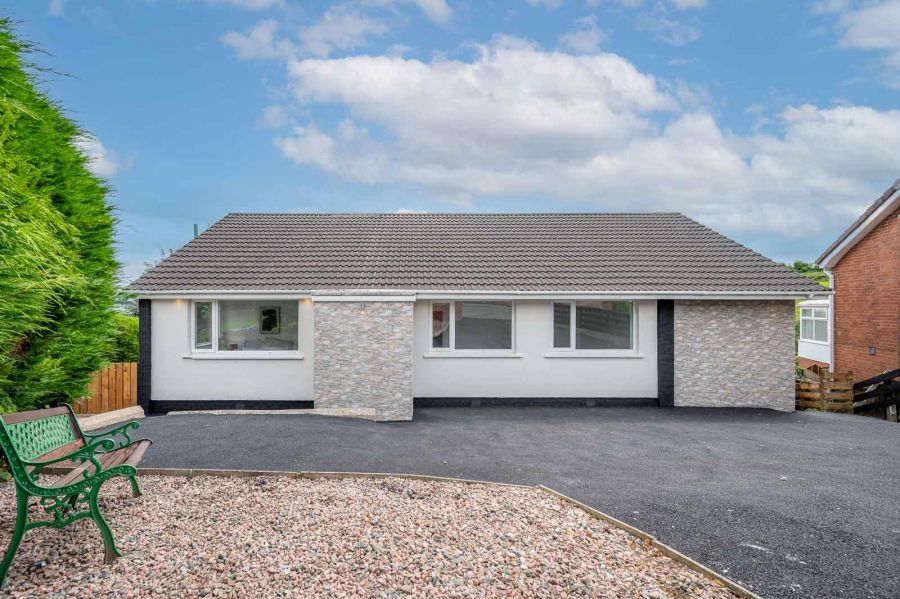 16 Ferndene Road, dundonald, BT16 2EW
