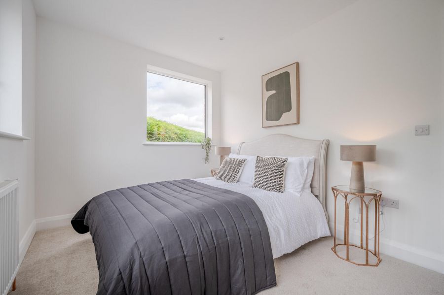 16 Ferndene Road