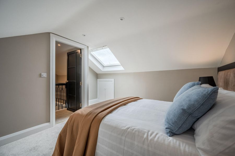 16 Ferndene Road