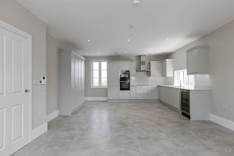 The Manor House, 7 Ballymullan Manor