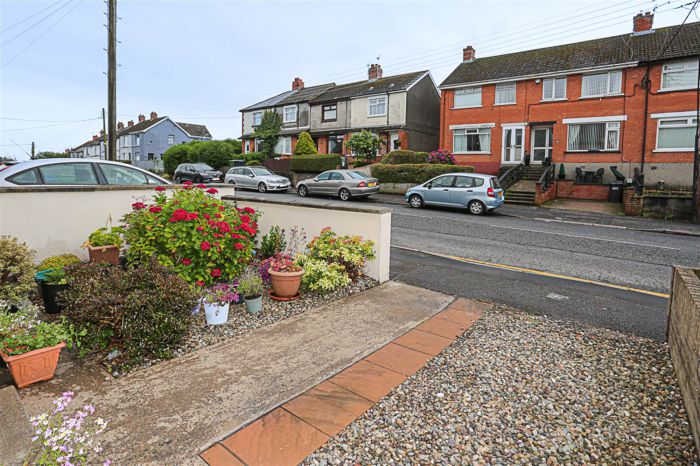 78 Clandeboye Road