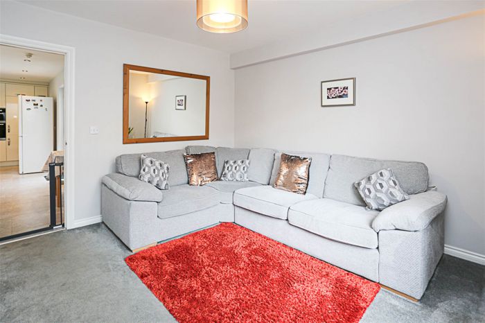 78 Clandeboye Road