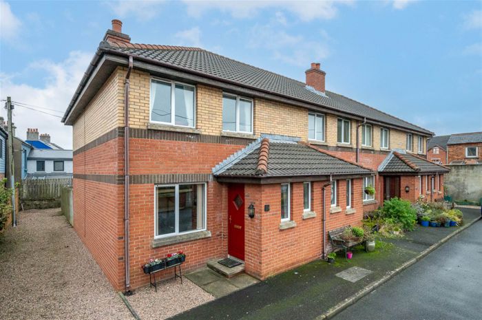 1a Kinnegar Avenue, holywood, BT18 9JR