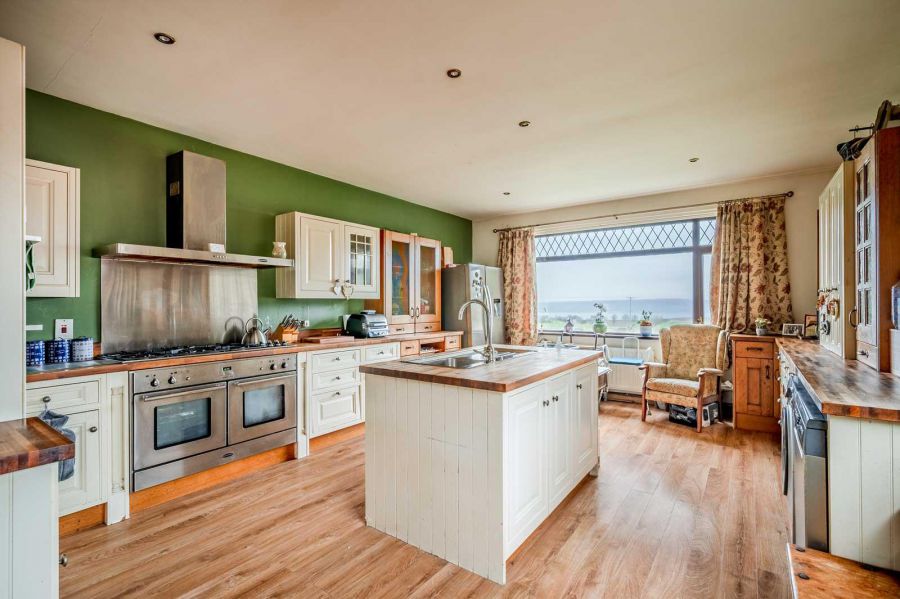 Laurelbank Lodge, 76 - 76B Ballymiscaw Road