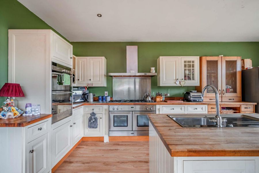 Laurelbank Lodge, 76 - 76B Ballymiscaw Road