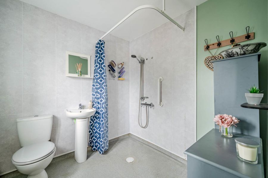 Laurelbank Lodge, 76 - 76B Ballymiscaw Road