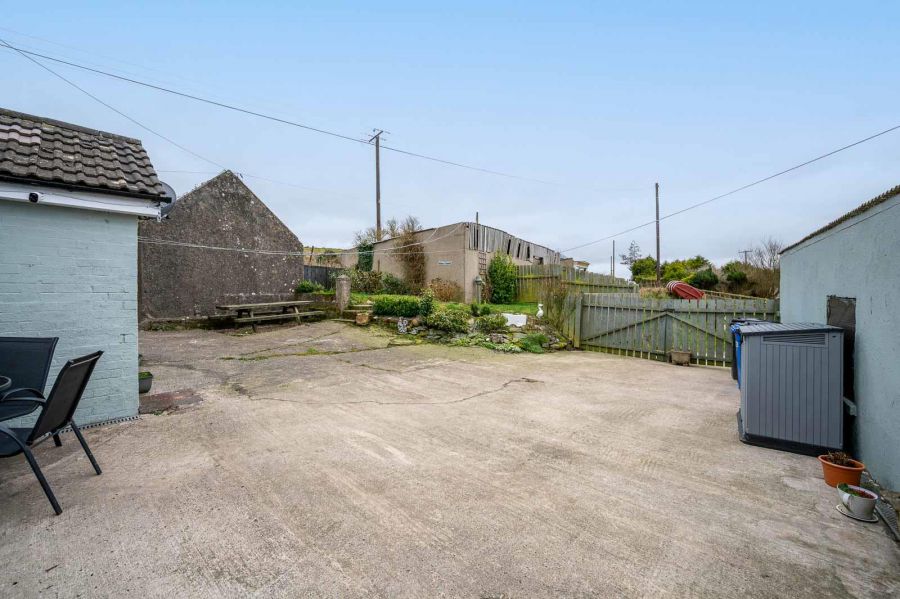 Laurelbank Lodge, 76 - 76B Ballymiscaw Road