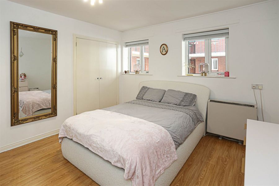 3 O'neills Place