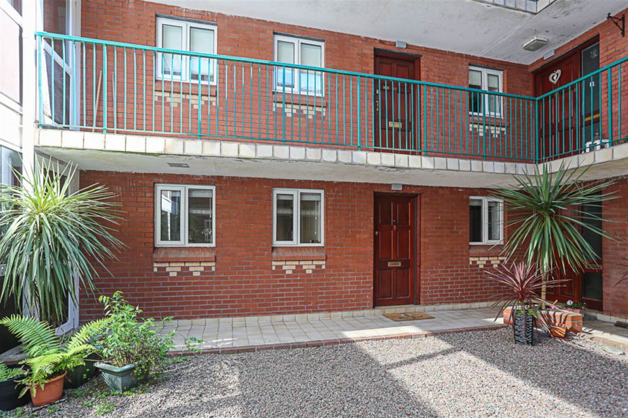 3 O'neills Place