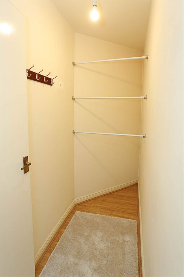 3 O'neills Place
