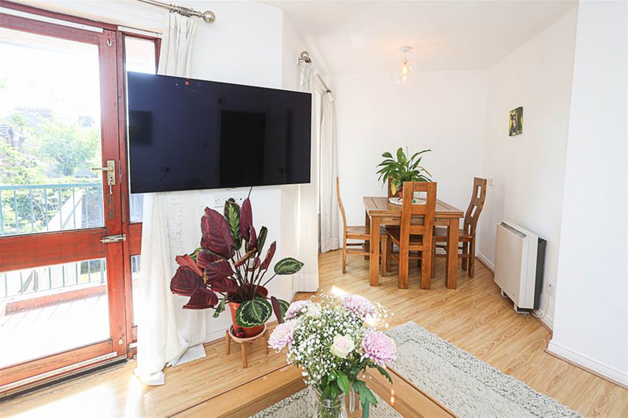 3 O'neills Place