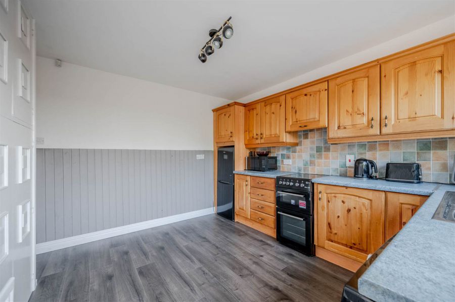 8 Innisfayle Park