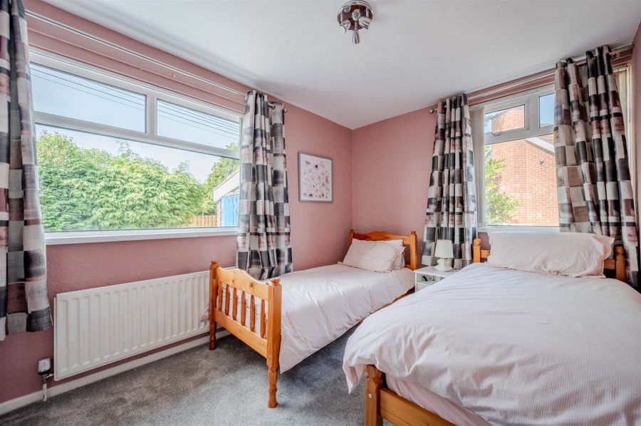 8 Innisfayle Park