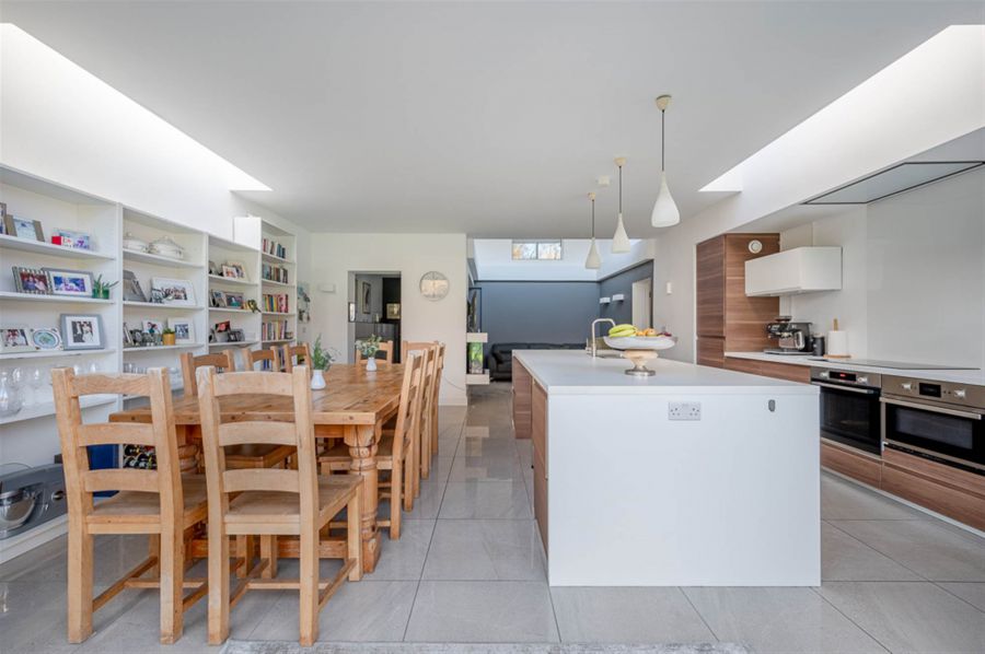 8 Croft Road