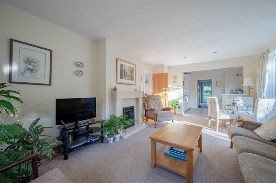 8 Croft Road