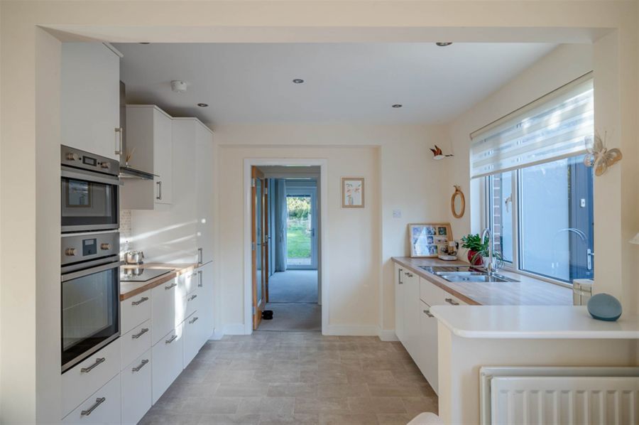 8 Croft Road