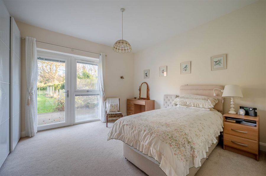 8 Croft Road
