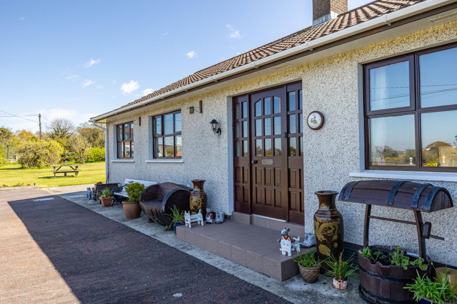 "Foxdale", 21A Cardy Road