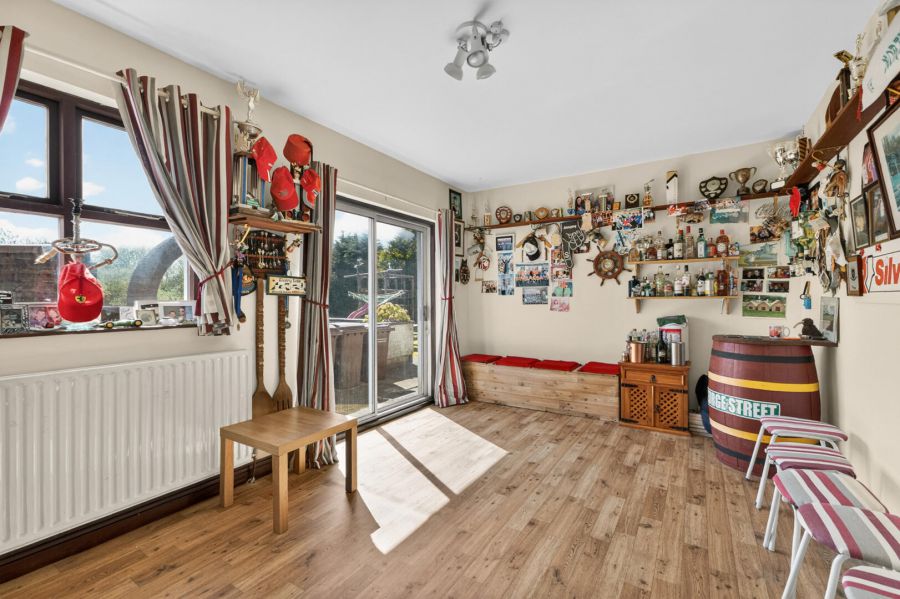 "Foxdale", 21A Cardy Road