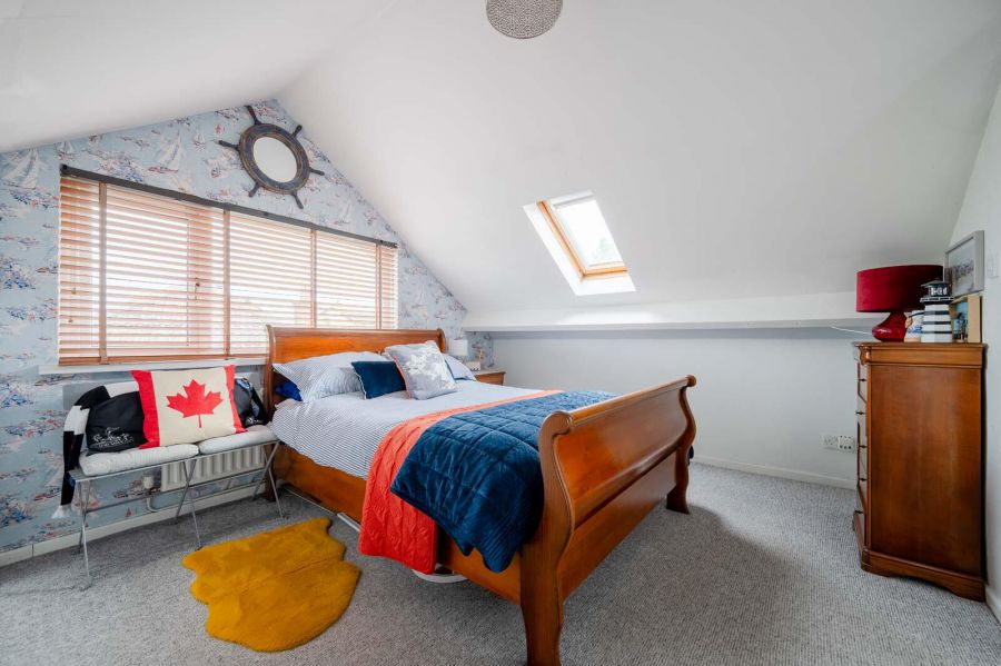 14 Towerview Crescent