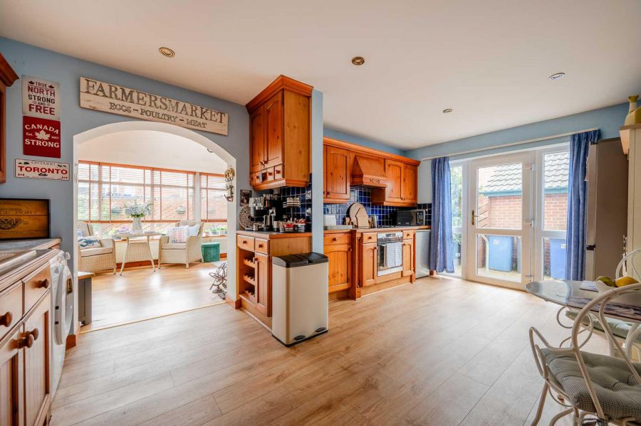 14 Towerview Crescent