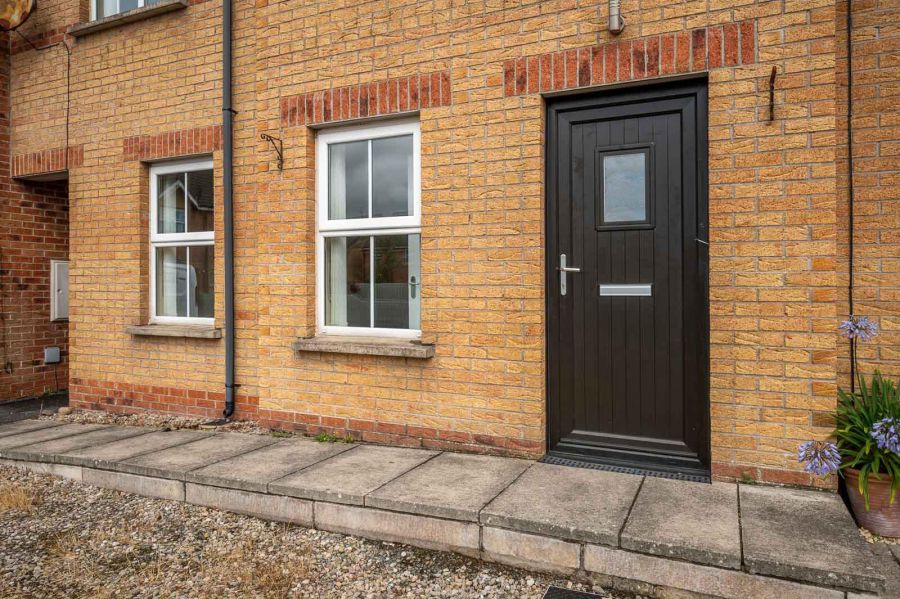 12 Cornmill Drive
