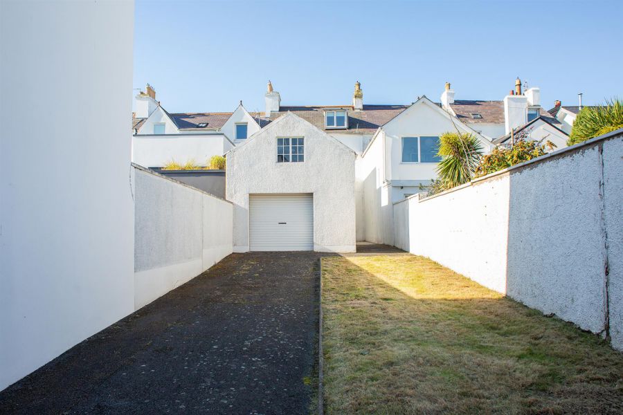56 Ballyholme Esplanade