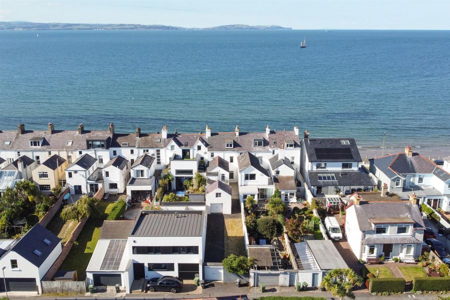 56 Ballyholme Esplanade