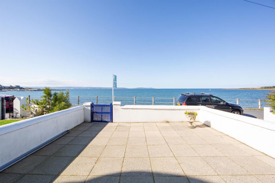 56 Ballyholme Esplanade