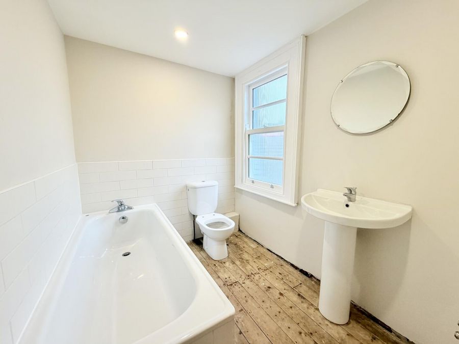 Willow Cottage, 82 Hamilton Road