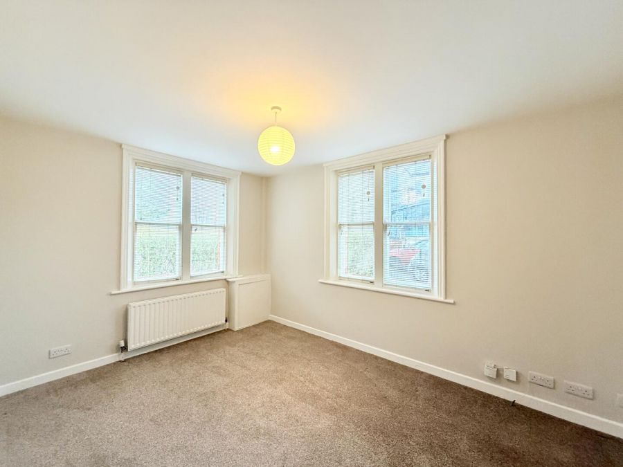 Willow Cottage, 82 Hamilton Road