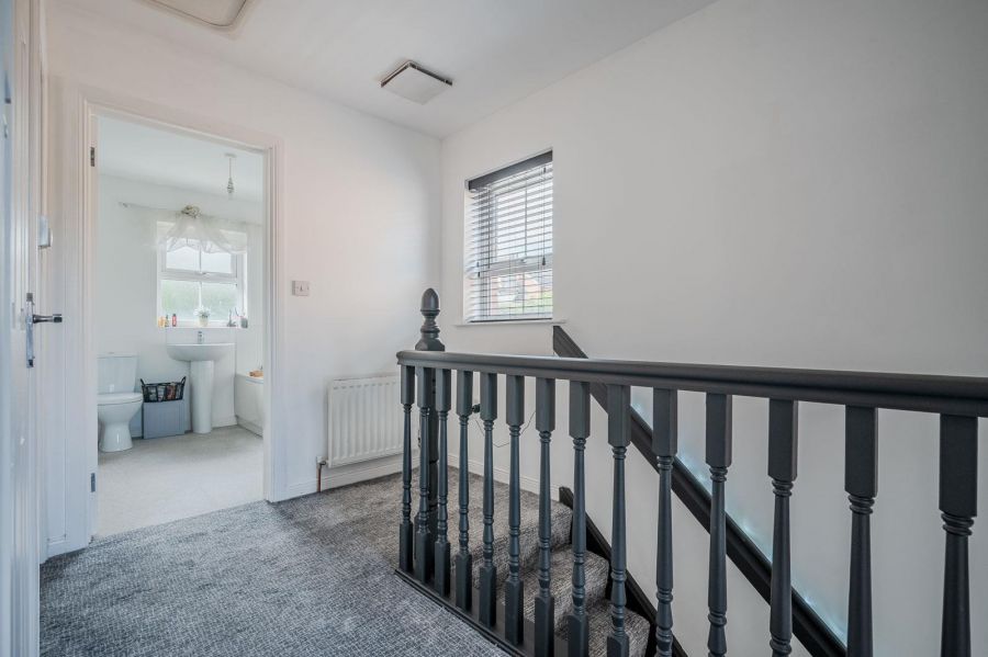 30 Cornmill Way