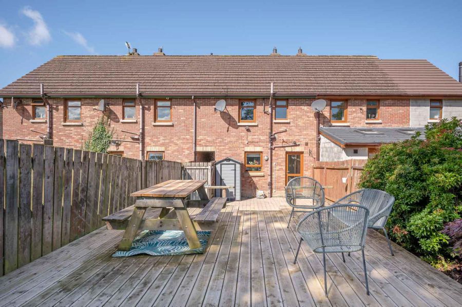 85 Stonebridge Gardens