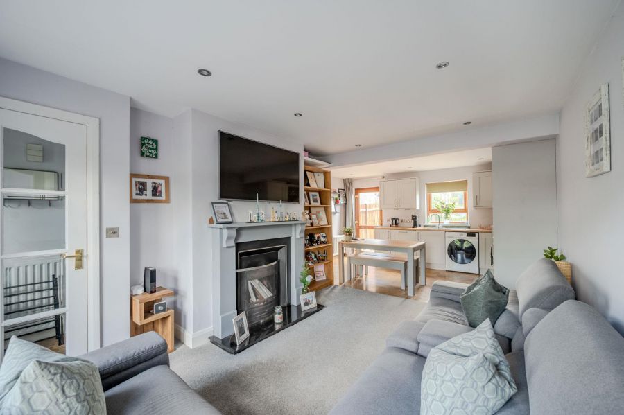 85 Stonebridge Gardens