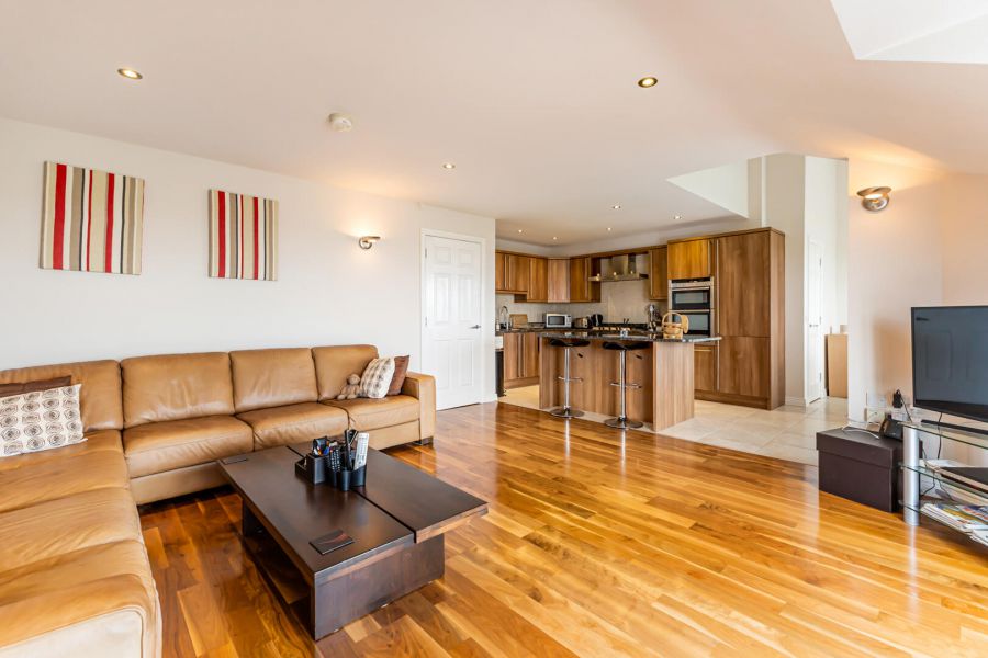 Apartment 6 15 Main Street