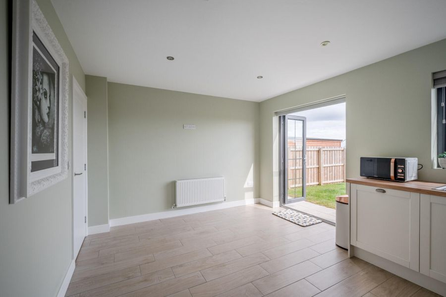 37 Rocklyn Walk