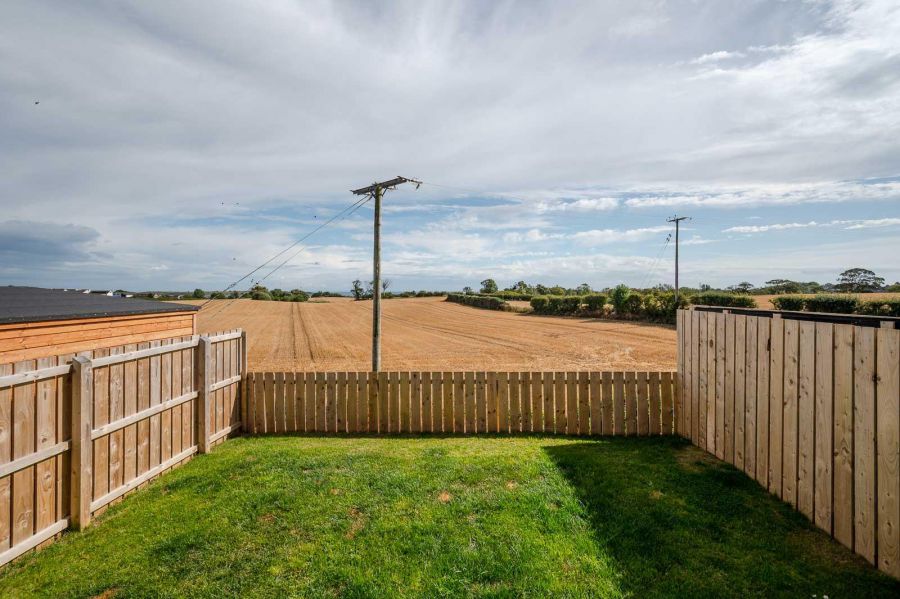 37 Rocklyn Walk