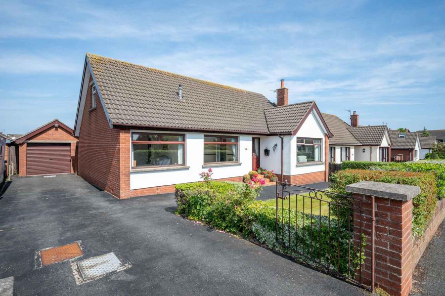 18 Rossdale Road